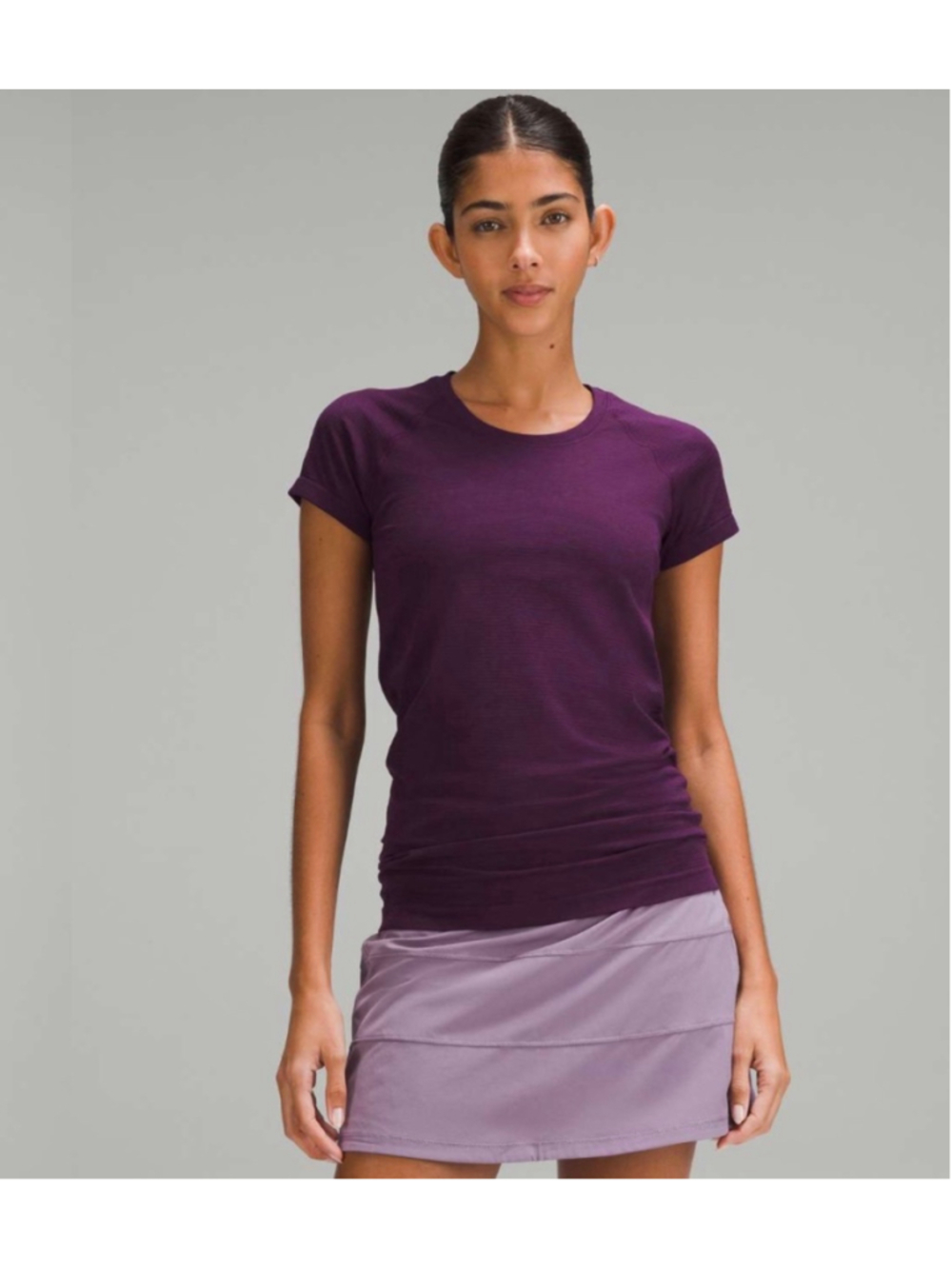 Women's Lululemon Swiftly Tech Short-Sleeve Tee Size 8 Purple